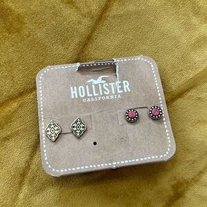 New 2 Pair of Hollister Earrings